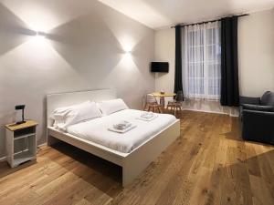 Giano Host - Pellicceria