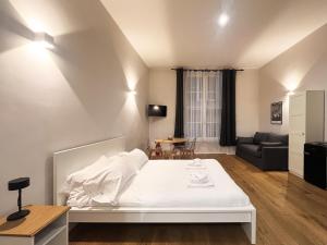 Giano Host - Pellicceria