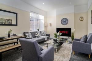 Liverpool 3 Bedroom Contractor Stay Cherry House