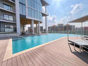 Daniels 1BR at Waves Grande In Sobha Hartland
