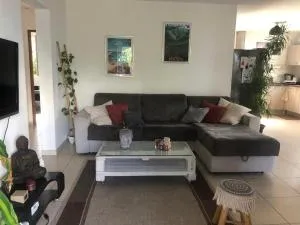 Maison F4 toute équipée - Rivière