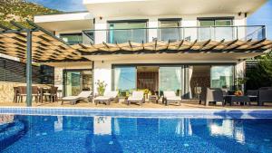 Kalkan 3 Bedroom Villa - 4284 F