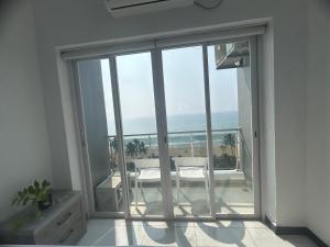 Direct Sea View Fully Furnished Luxury Apartment