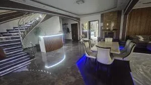 Perla Nordului - 莫伊塞