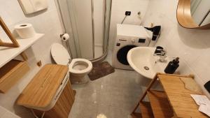 Rogoredo - 10 min-Linate airport 100 m from the metro