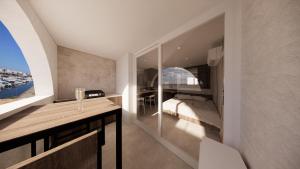Studio Dionysos au village naturiste