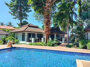 Chang Buri Resort & Koh Chang Hillside