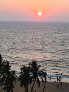 Direct Sea View Fully Furnished Luxury Apartment