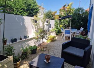 Maisons de vacances La charmante : Maison 3 Chambres