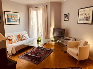 Pleasant central apartment with balcony