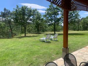 Peaceful Mountain Retreat - private guest house