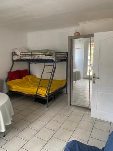 Sejours chez l'habitant YLt333 : photos des chambres