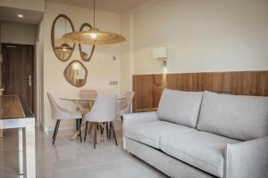 Apartamentos Buendia Suites - Torremolinos Centro