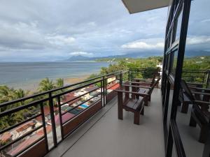 Couple Suite with Ocean View & Relaxing Tub Batangas