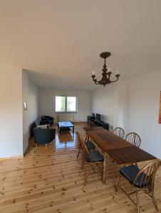 Haus am See für Handwerker und Messegäste