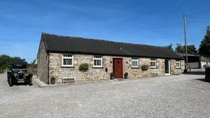 Stylish 2 Bed Peak District Cottage Barn Near Alton Towers, Polar Bears, Chatsworth House - Cauldon