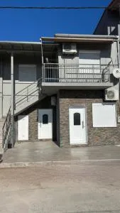 Loyal Apartment - Kástron