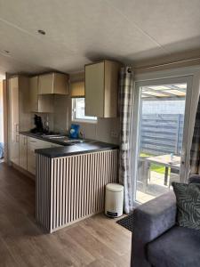 Mikas Ferienhaus mit Flussblick