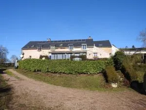 Gite de hermitage - 蒙蒂尼恩莫万