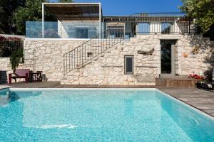 Caragol Point boutique homes