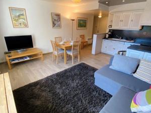 Appartement spacieux aux Deux Alpes, 6 pers, vue montagne - FR-1-516-86