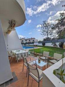 Villa Quintaloes, 5 mins from Old Town Albufeira