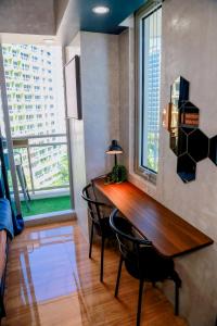 Azure Urban Resort Staycation by Solace Peak 2 bedrooms