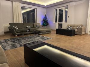 Luxury, furnished Villa