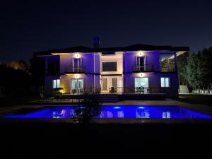 Luxury, furnished Villa