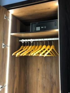 Los Hoyos Acantilados