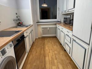 Apartment with three rooms and balcony