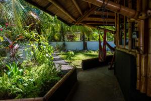 Eco-Lodge Deseo Bamboo