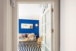 ChezmoiHomes Gran Via Cozy Apartment