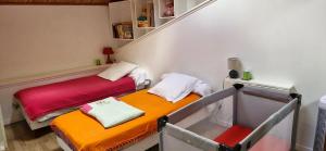 Maisons de vacances La Roue, logement independant, jolie vue : photos des chambres