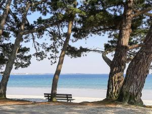 A07- Apt PMR 4 à 5 pers, sea view, beach, pool