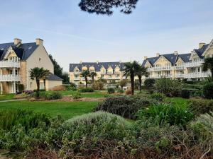 Appartements A07- Apt PMR 4 a 5 pers, sea view, beach, pool : photos des chambres