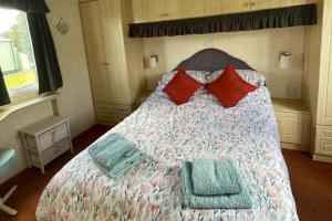 Pet Friendly Caravan - Slaley Forest - Sleeps 4