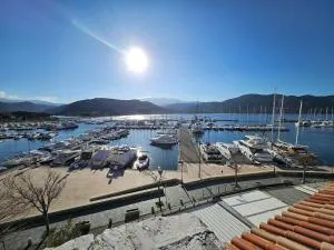 Appartement sur le port - Casta