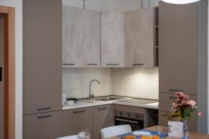 La Casa dei Carta-new & chic