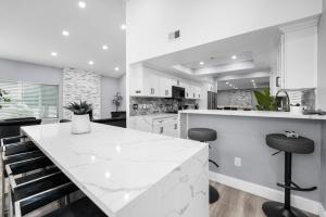 Spacious 4-bedroom Glendora Super House