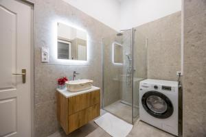 Deluxe & Cozy J40 Grand Residence in the Heart of BP