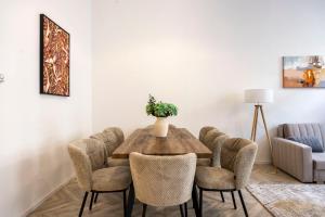 Deluxe & Cozy J40 Grand Residence in the Heart of BP