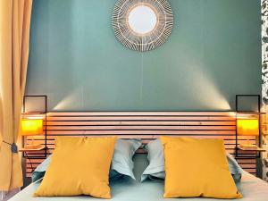 Appartements Baux-M Chic - Alpilles, Grand Studio Cosy, Clim, 4 personnes : photos des chambres