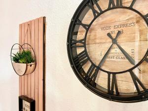 Appartements Baux-M Chic - Alpilles, Grand Studio Cosy, Clim, 4 personnes : photos des chambres