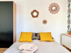 Appartements Baux-M Chic - Alpilles, Grand Studio Cosy, Clim, 4 personnes : photos des chambres
