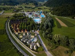 Hiška Darwin - Pristava pri Mestinju