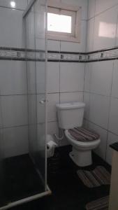 Apto de 1 dormitório com cama de casal,e um colchão extra,sala, cozinha e banheiro e wi-fi