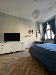 Varadys apartment with private parking