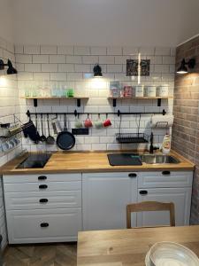 Varadys apartment with private parking