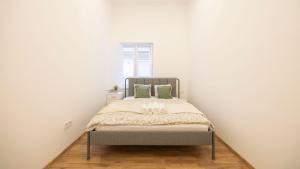 Central Located Grand Residence with 4 BEDROOMS